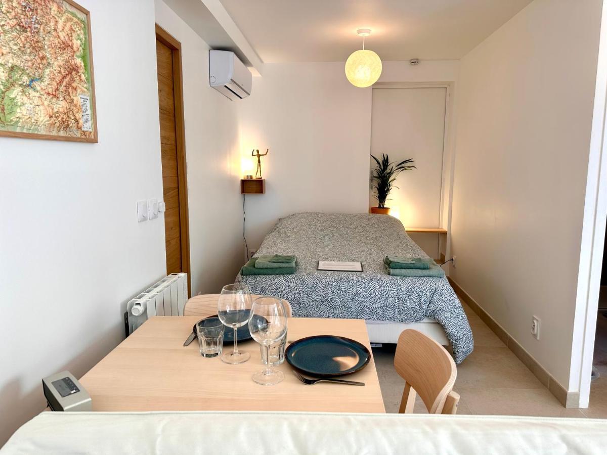 Paisible Studio Tout Neuf En Lisiere De Foret Peyrolles-en-Provence Bagian luar foto
